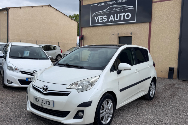 TOYOTA VERSO-S